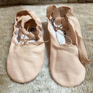 Art Stone Pink Ballet Shoes